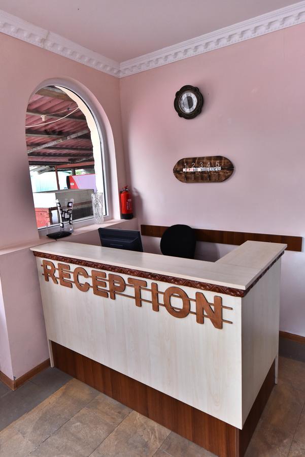 Haghpat Hotel Отель